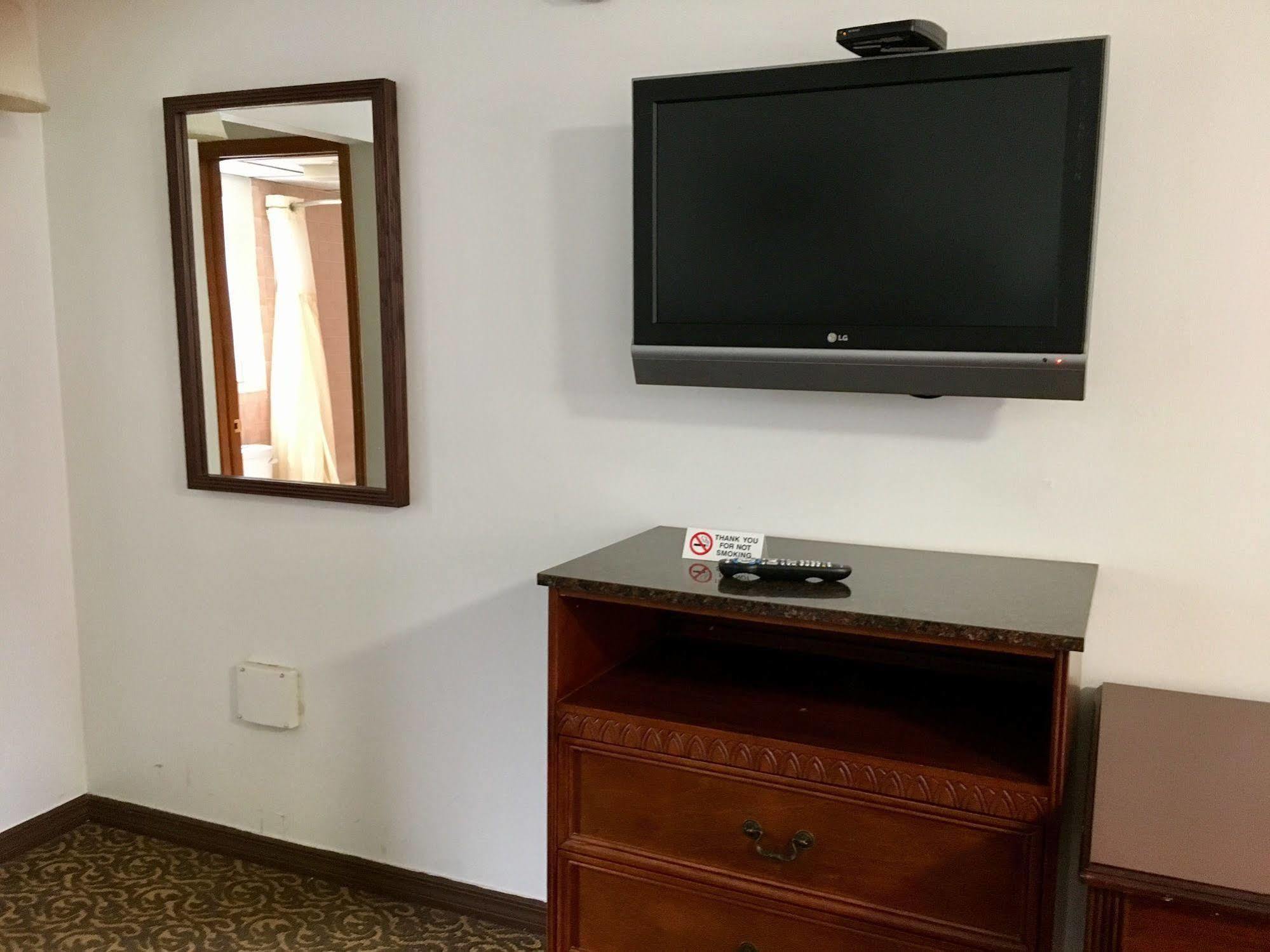 East Lake Inn Orient Park Εξωτερικό φωτογραφία